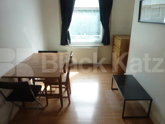			INCLUSIVE OF BILLS!!, 1 Bedroom, 1 bath, 1 reception Flat			 Goodge Street, TOTTENHAM COURT ROAD 